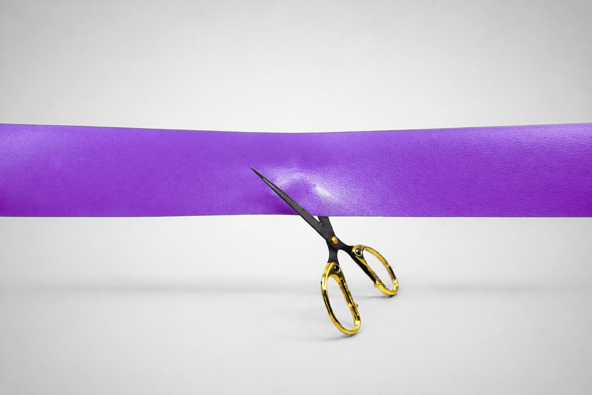Vienkrāsainas violetas inaugurācijas lentes bez apdrukas no JM Band®.