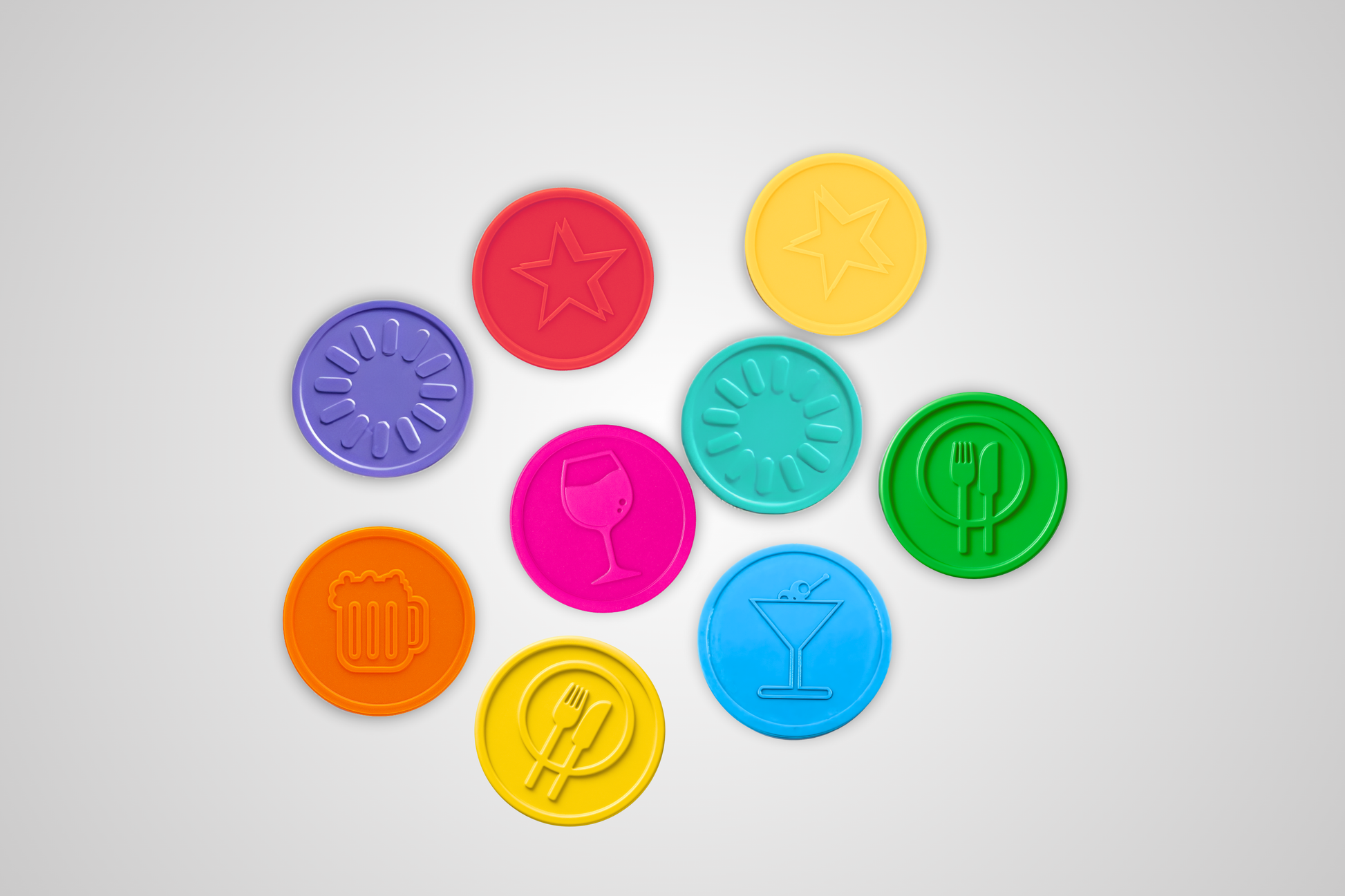 Reljefas plastmasas žetoni noliktavā no JM Band