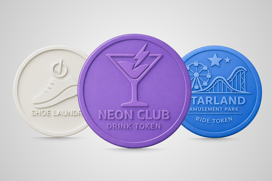 Reljefas plastmasas žetoni ar JM Band® logotipu.