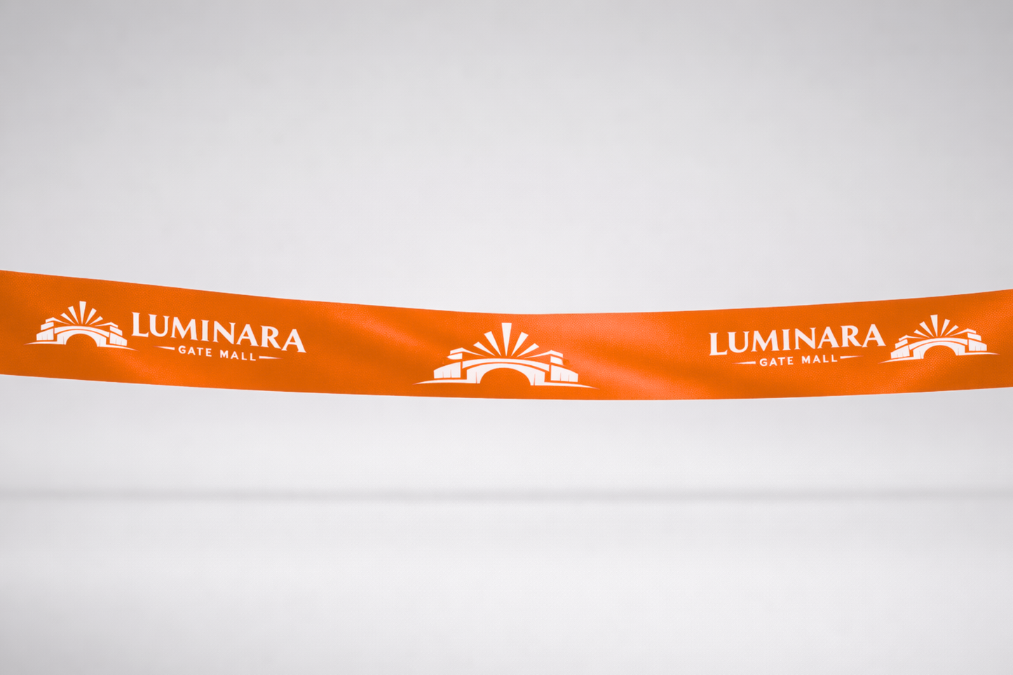 Oranža ECO satīna inaugurācijas lente ar pielāgotu apdruku no JM Band®.