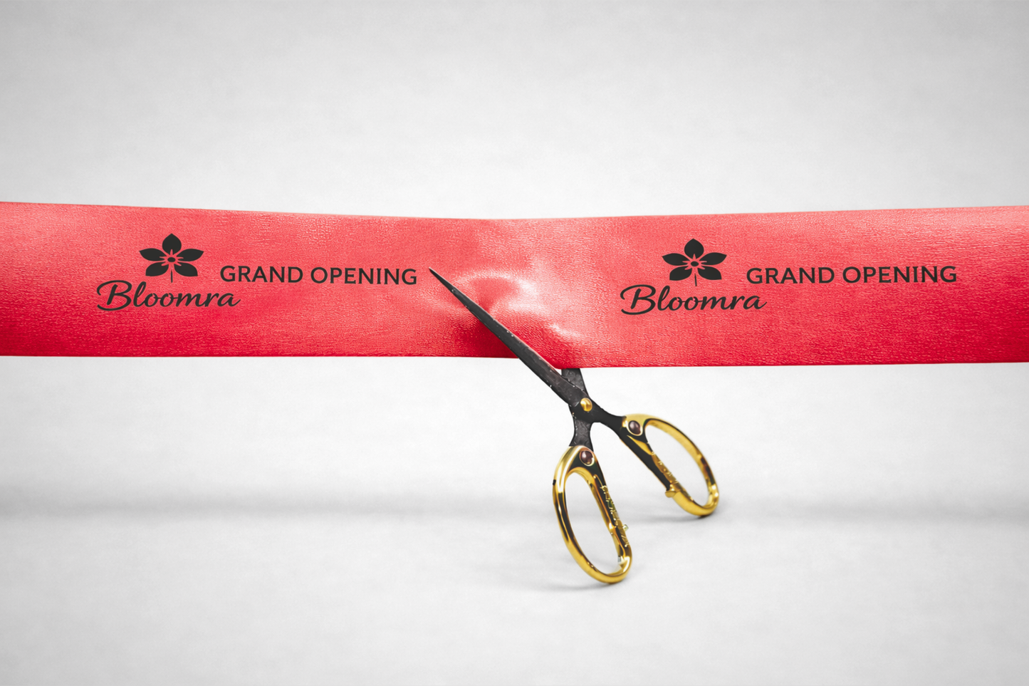 Sarkana inaugurācijas lente ar pielāgotu apdruku no JM Band®.