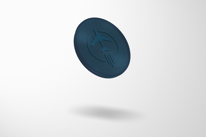 JM Band® reljefo plastmasas žetonu fotoattēls. Iegādājieties 23,30 mm žetonus šeit.